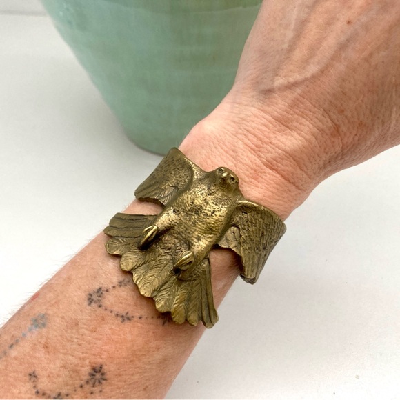 Gold Falcon Cuff Bracelet - Picture 10 of 10
